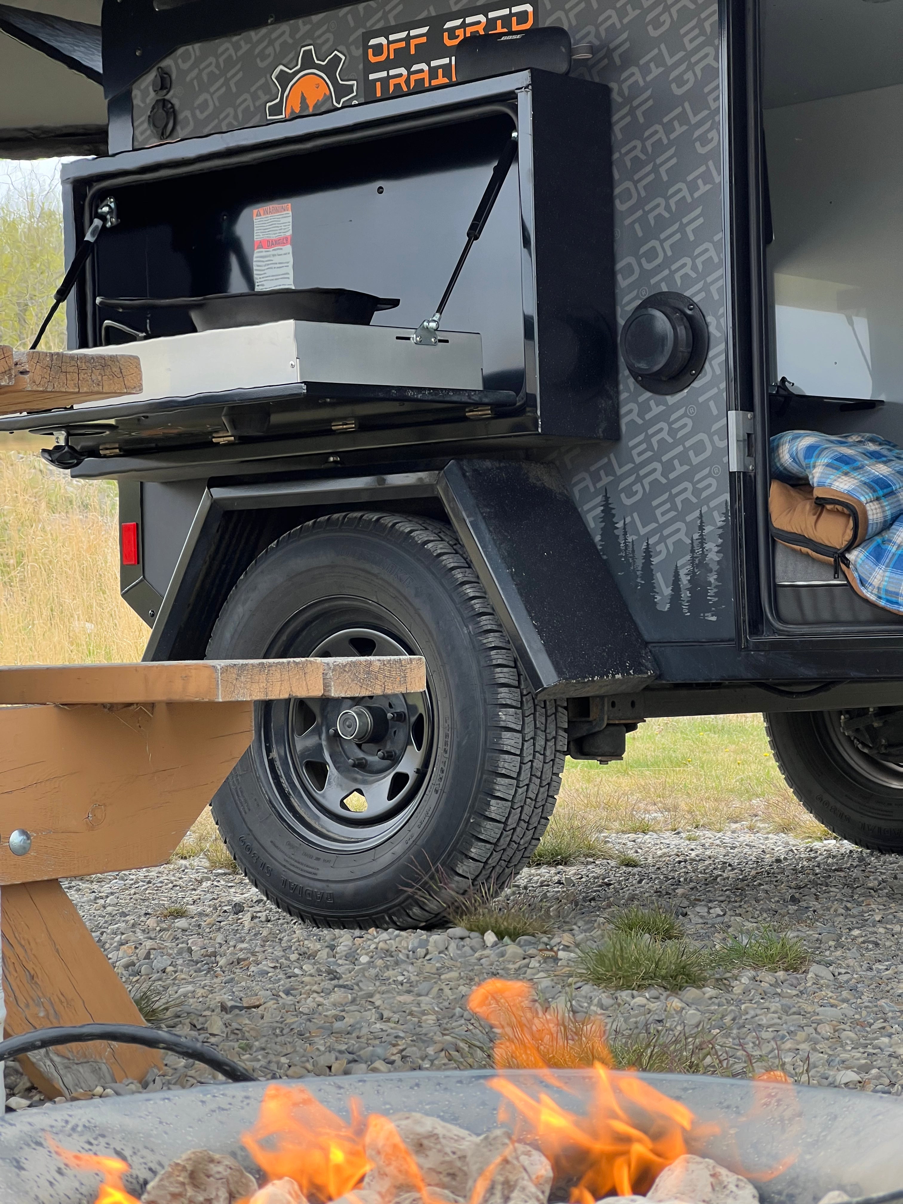 2025 SPROCKET 3.0 TRAILHEAD TRIM TRAILER (#S110 3028 MARKETING DEMO)