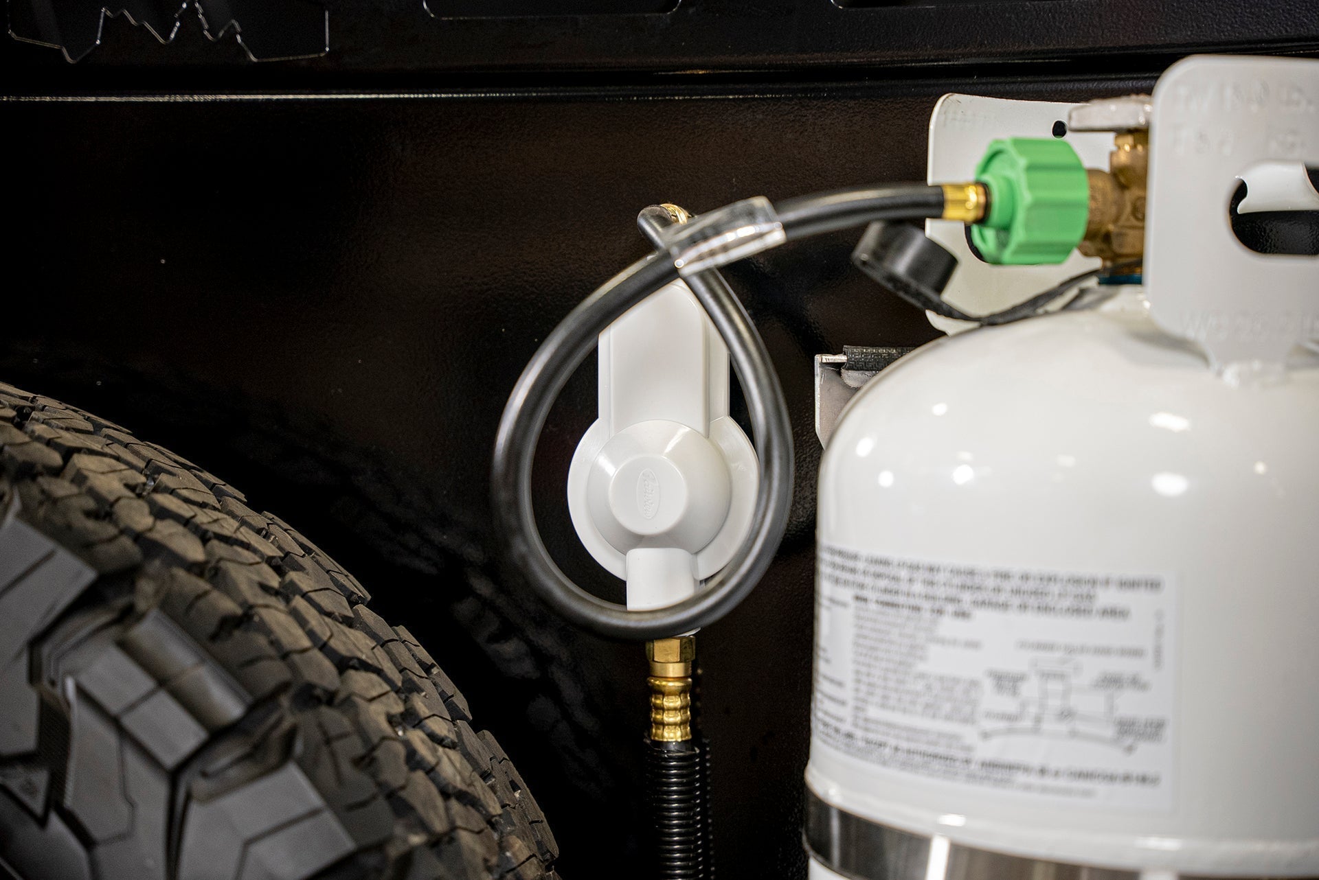 2025 PANDO 3.0 MIDNIGHT LIMITED EDITION TRIM OFF-ROAD TEARDROP TRAILER (#S110 3012)