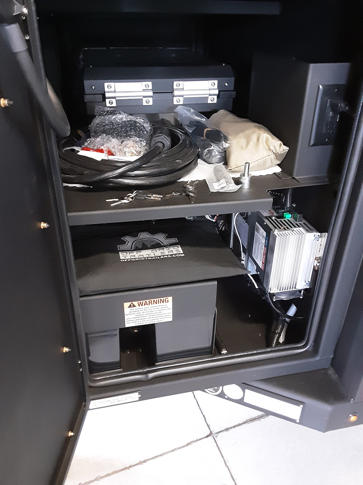2026 EXPEDITION 3.0 MIDNIGHT SPECIAL EDITION OVERLAND TRAILER (#T110 3028)