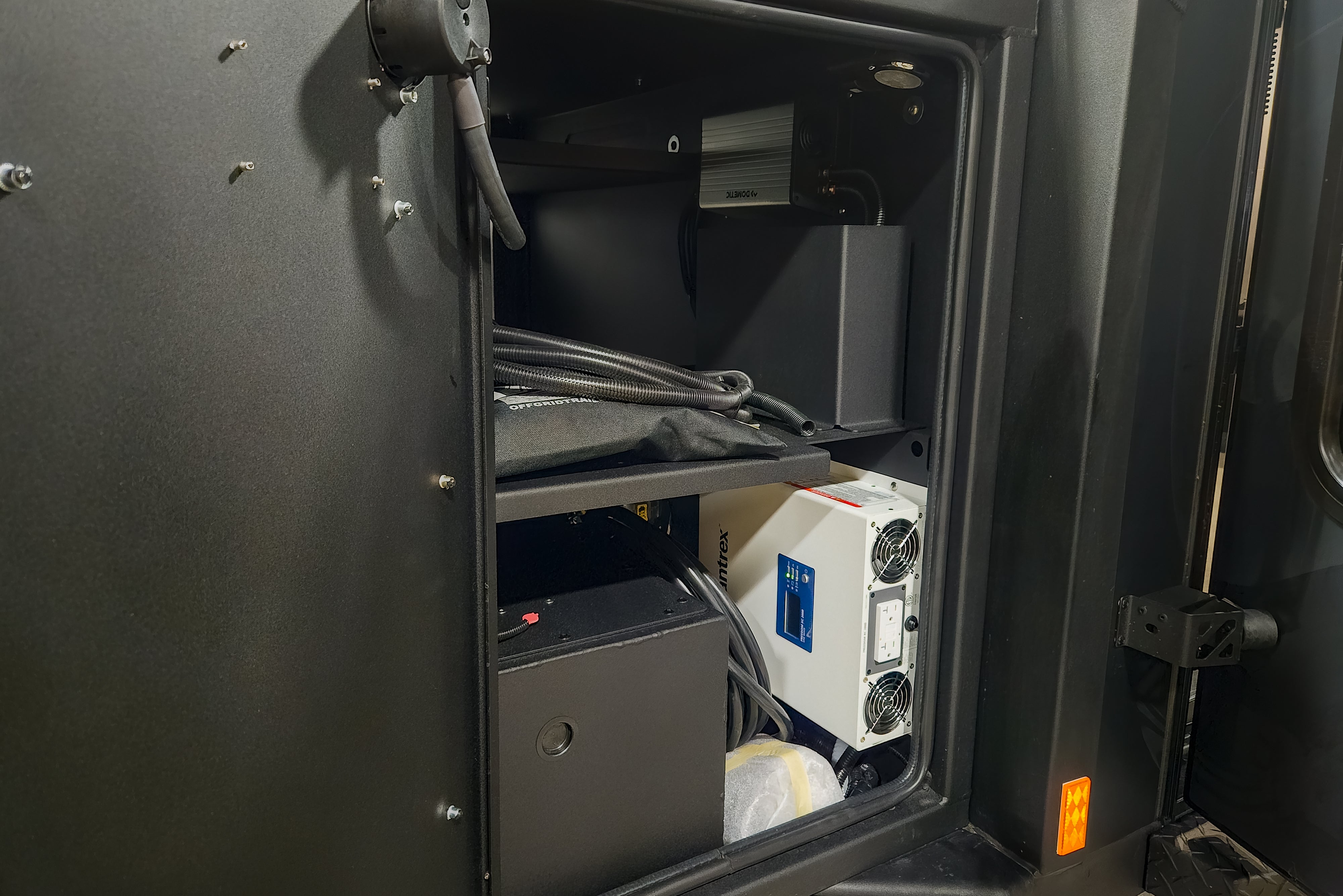 2026 Pando 3.0 Huntsman Special Edition - (T110 3005)